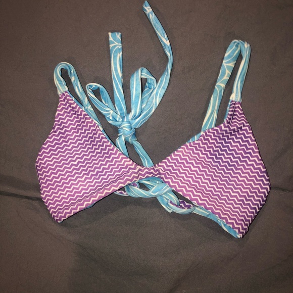 Moana Bikini Reversible Triangle Top - Picture 3 of 3